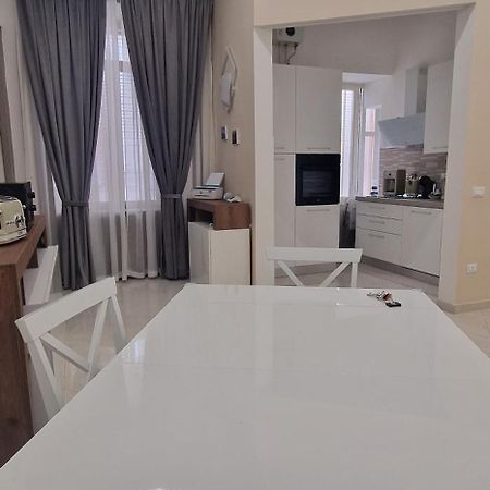 Appartamento B&B La Dimora Di Parthenope Napoli Eksteriør bilde